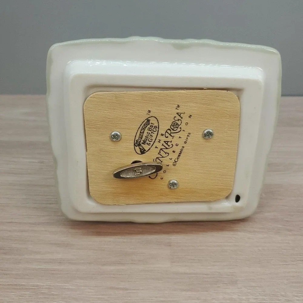 San Francisco Music Box Company good pre